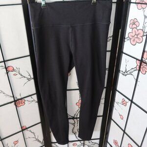 Fabletics Powerhold Black Leggings Size Medium
